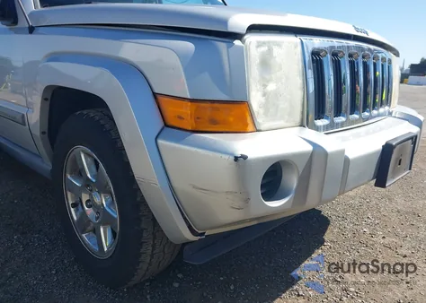 2007 Jeep Commander Sport z USA, uszkodzony, nr VIN 1J8HH48K97C587583